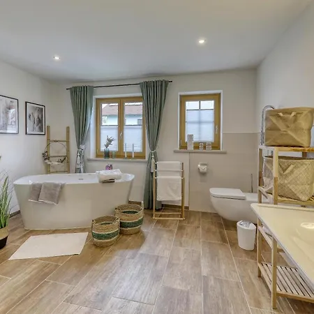 Apartment Madek V *
